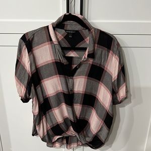 Rock & Republic short sleeve shirt